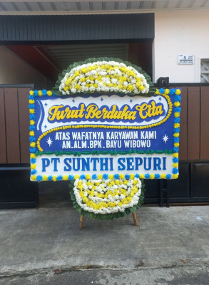 Papan Bunga Duka di Karanggeneng